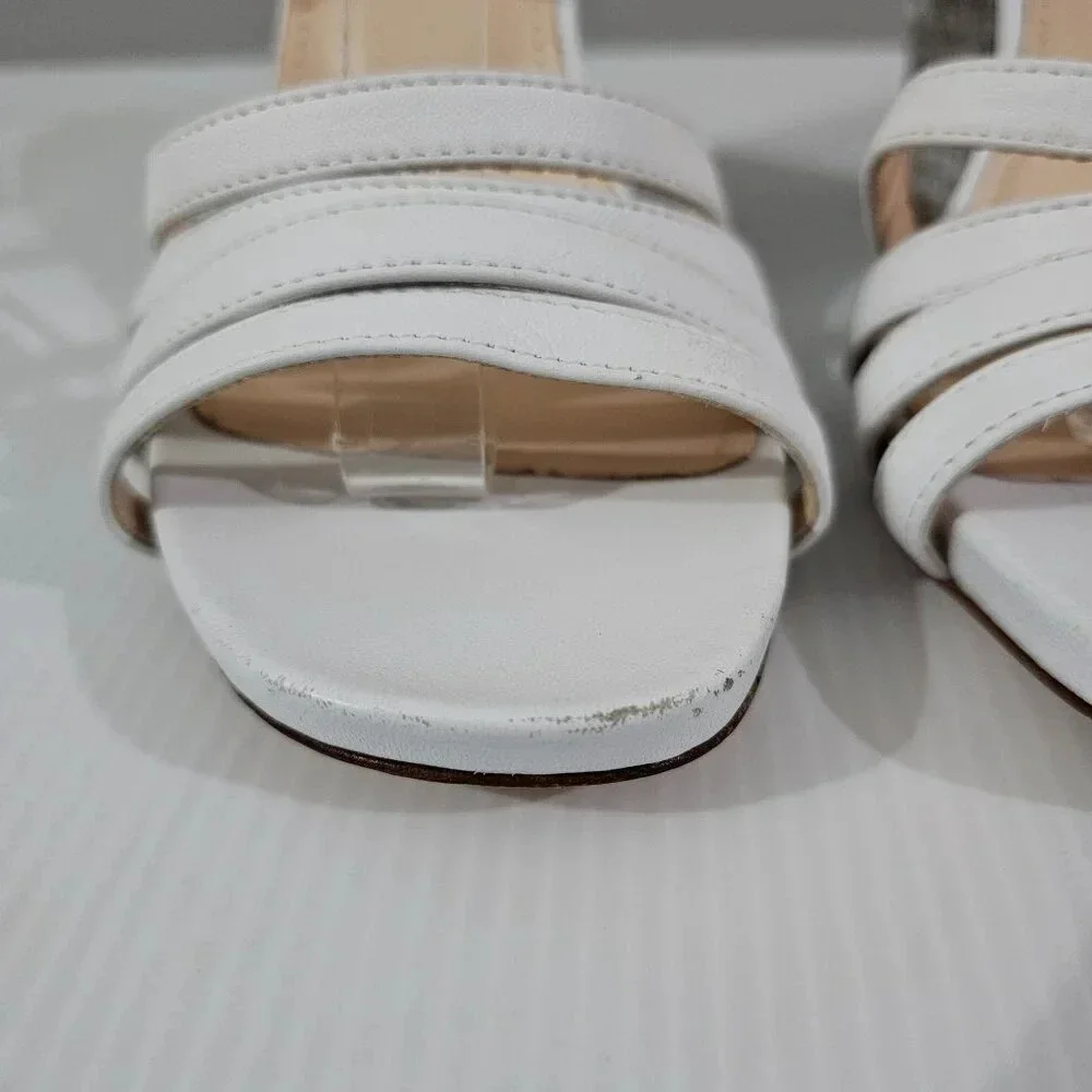 Agl dora ankle
